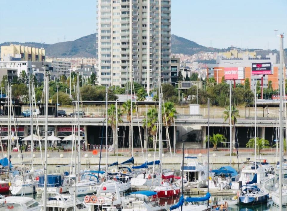 Forum De Barcelona Sea View Apartment With Garage Parking Sant Adria de Besos Eksteriør bilde